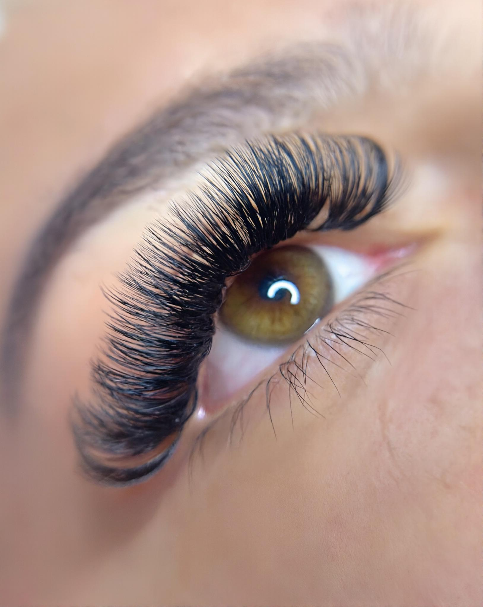 Custom volume full set, cat eye long curl, Draper UT client